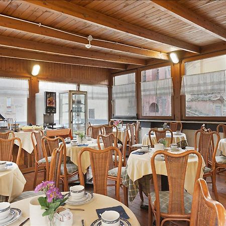 רומא Hotel Portoghesi מראה חיצוני תמונה