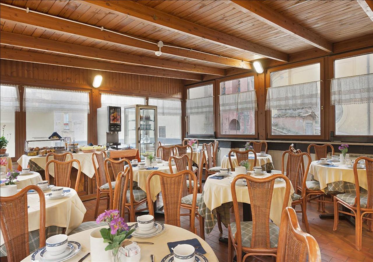 רומא Hotel Portoghesi מראה חיצוני תמונה