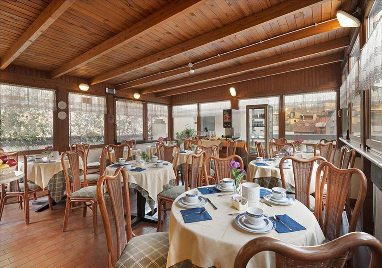 רומא Hotel Portoghesi מראה חיצוני תמונה
